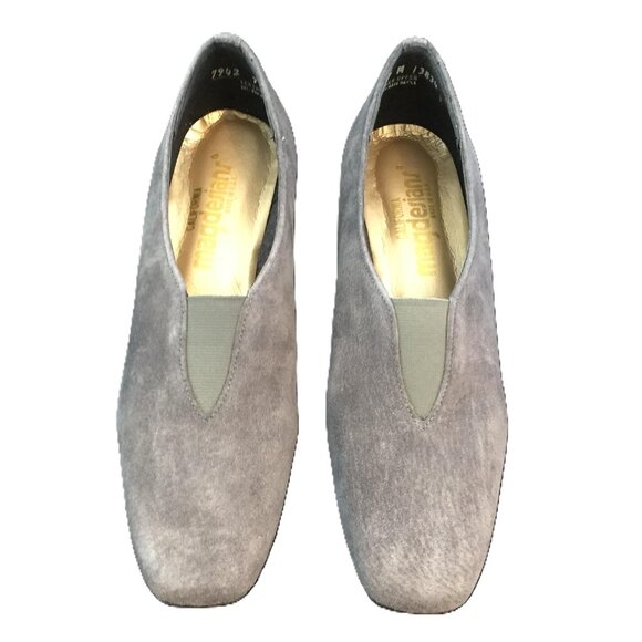 Magdesians Suede Slip-on Pumps in Grey (7) - Picture 5 of 14